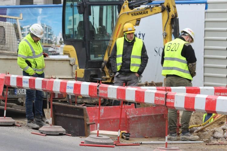 Na wrocławskim osiedlu nie ma ciepłej wody. Tak będzie do weekendu
