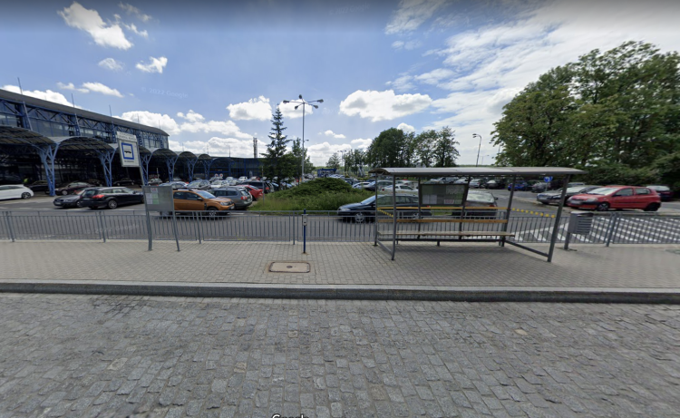 Przystanek autobusowy przy wrocławskim lotnisku zmieni swój status