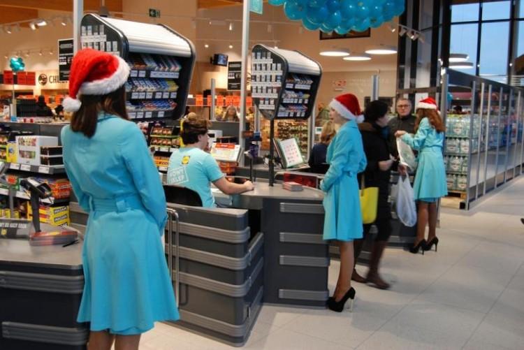 Sklepy w Trzech Króli. Czy Biedronka, Lidl i Żabka są otwarte 6 stycznia? [06.01.2021]