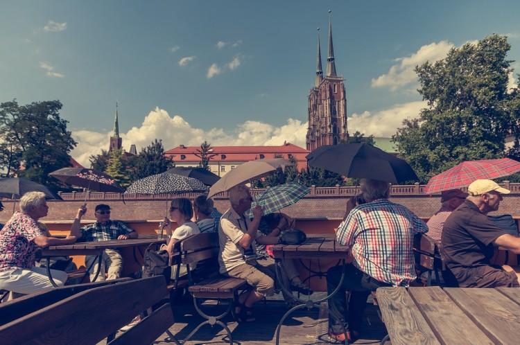 Kiedy wypłata 14. emerytury w 2021 roku? ZUS podał datę!