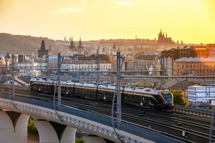 Połączenie kolejowe Wrocław-Praga zawieszone. Nie można już kupić biletów