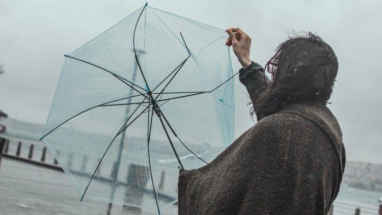 Wichura dotrze do Wrocławia. IMGW wydał alert pierwszego stopnia