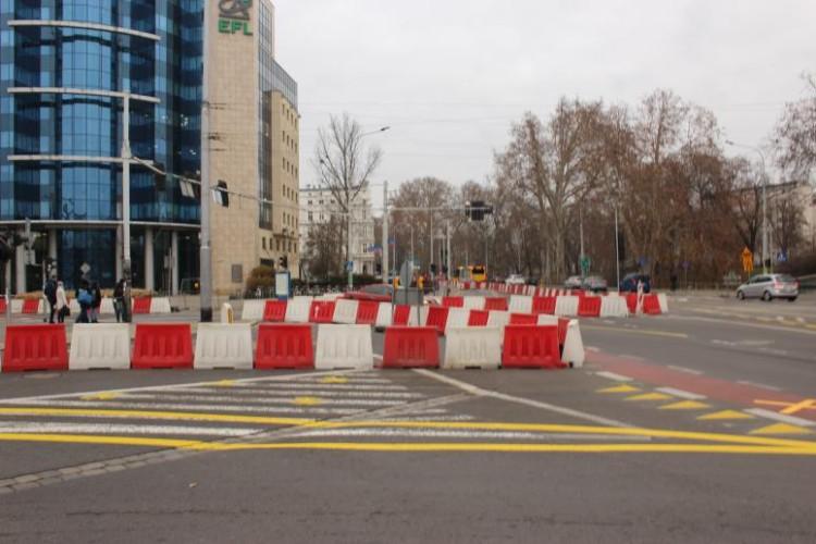 Budowa tramwaju na Nowy Dwór. Od soboty zmiany na placu Orląt Lwowskich