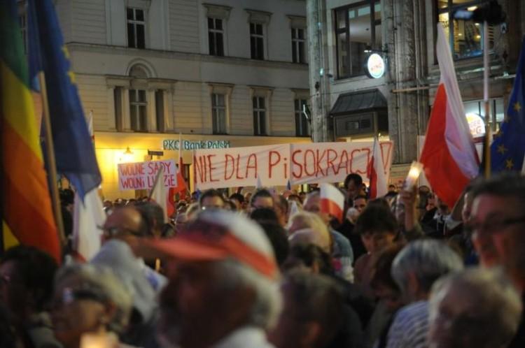Wiec Andrzeja Dudy we Wrocławiu nielegalny? Opozycja szykuje kontrmanifestacje: „Rynek jest nasz!”