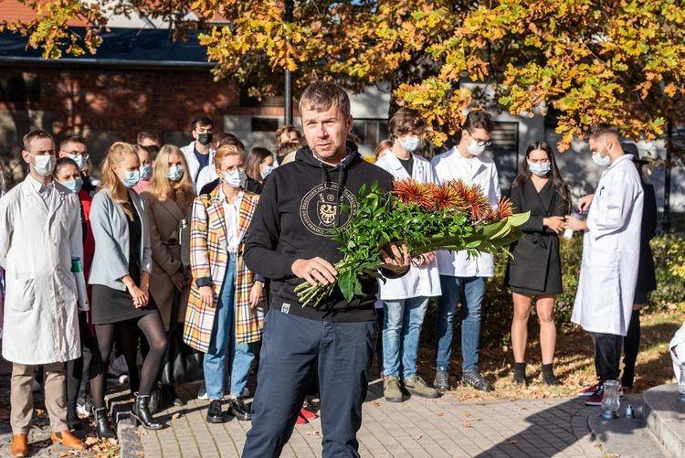 Hołd dla donatorów. 70 osób przekazało swoje ciała studentom anatomii [ZDJĘCIA]