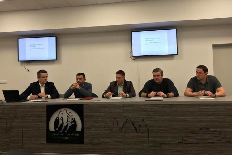 Boiska w Parku Biskupińskim zostaną wyremontowane? Wrocławskie kluby sportowe łączą siły