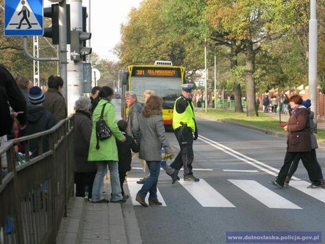 Dolnośląscy policjanci już w akcji Znicz na drogach Wrocławia i całego regionu