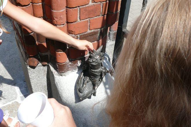 Na wrocławskim Nadodrzu pojawił się nowy krasnal