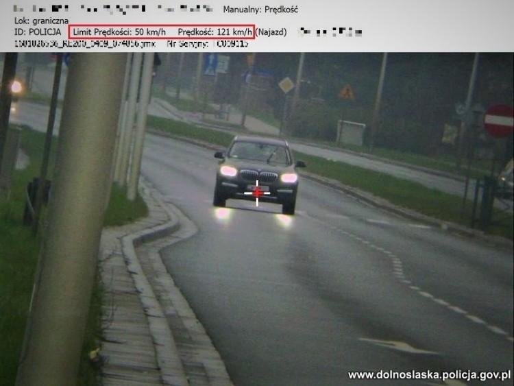 Wrocław: Kierowca BMW jechał ponad 120 km/h przez miasto