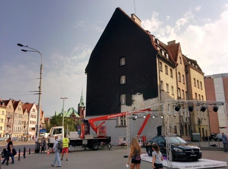 Nowy mural w centrum Wrocławia. Rozpoczyna kampanię społeczną [ZDJĘCIA]