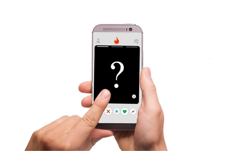 Powstała komedia o Tinderze. Inspiracją były profile randkowiczów [WYWIAD]
