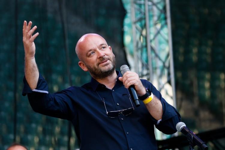 Sutryk przegrywa z PO. I prawie z PiS