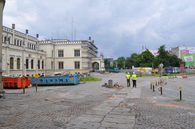Wysadzą schron przed Dworcem Głównym