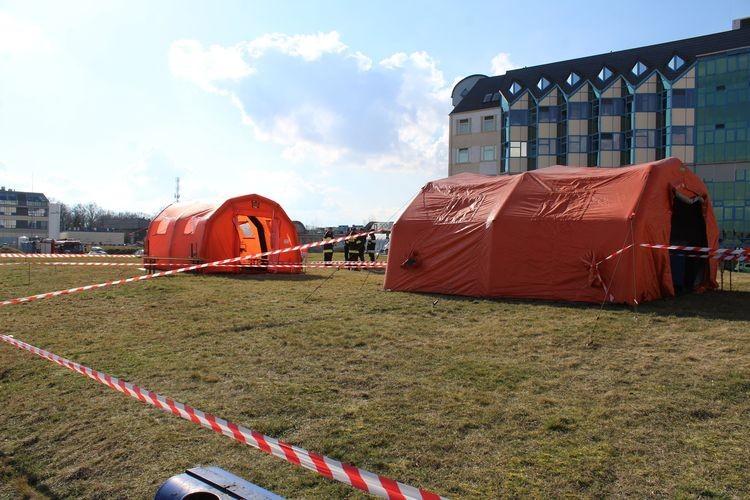 Szpital polowy, zakaz odwiedzin i wygrana Śląska [PODSUMOWANIE DNIA]