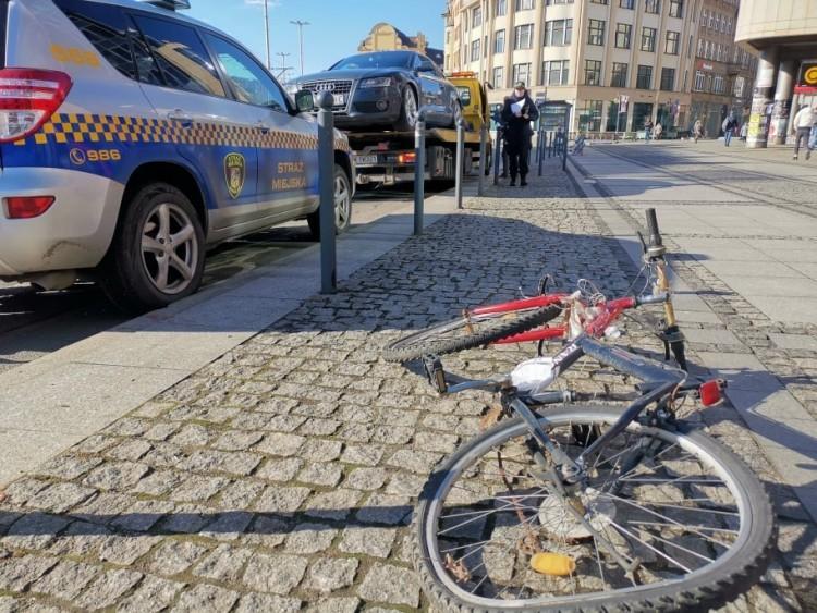 Wrocław: Straż Miejska kontra wraki rowerów. Wkrótce znikną z ulic miasta