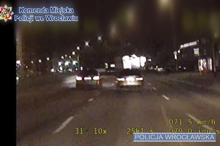 Jechali Legnicką ponad 160 km/h. Stracili prawo jazdy [ZDJĘCIA,WIDEO]