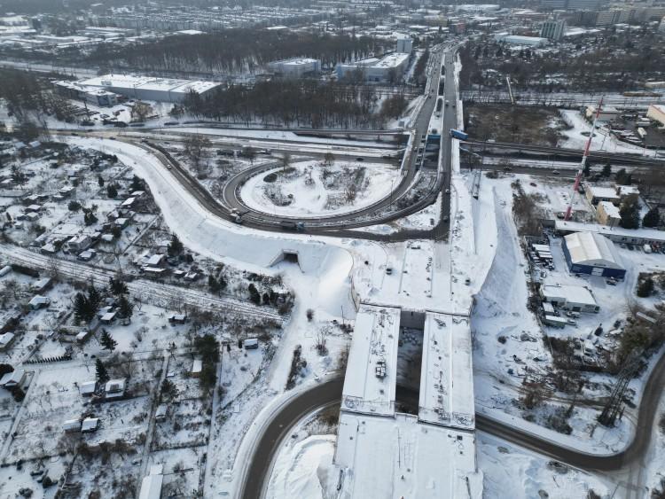 Wrocław: Opóźnienie na budowie Alei Wielkiej Wyspy. Autobusy jeżdżą inaczej