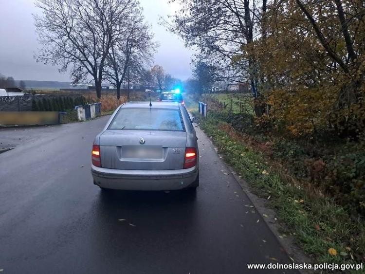 Dolny Śląsk: Był tak pijany, że w trakcie pościgu zasnął za kierownicą