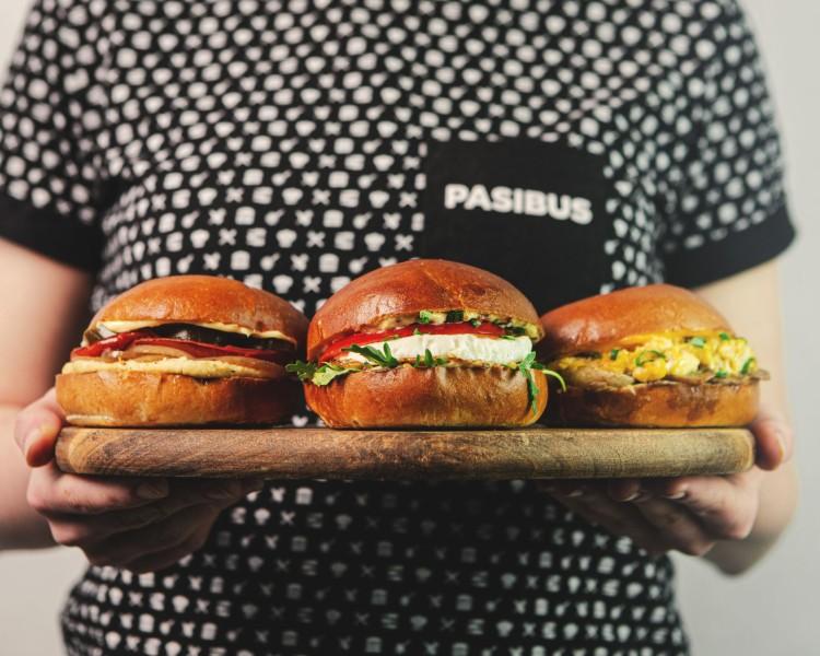Burger z rana? Wrocławska burgerownia wprowadziła menu śniadaniowe