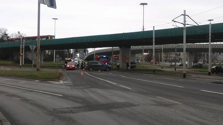 Wypadek na placu Społecznym [ZDJĘCIA]