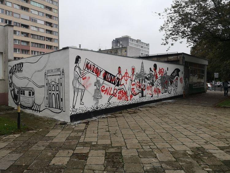 Mural promujący tolerancję został zdewastowany. „Jesteśmy zbulwersowani” [ZDJĘCIA]