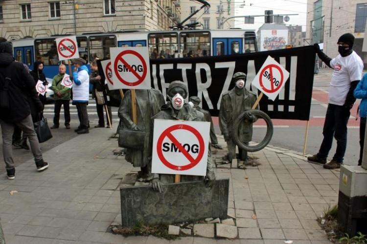 Smog wrócił do Wrocławia! Jakość powietrza znów jest zła