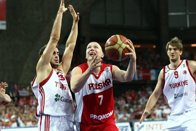 Eurobasket: Reprezentacja Polski na kolanach.