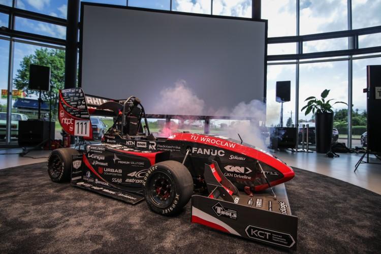 Oto nowy bolid PWr Racing Team. To ostatni model spalinowy [ZDJĘCIA, WIDEO]