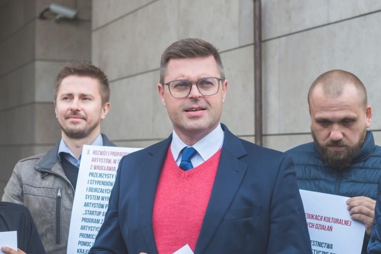 Michalak zapowiada, że sprzeda wrocławską kolekcję zdjęć Marilyn Monroe