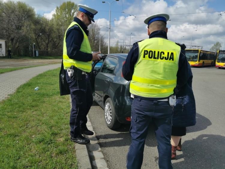 Wrocław: Brawurowa jazda 46-latki po mieście. Na liczniku 150 km/h!