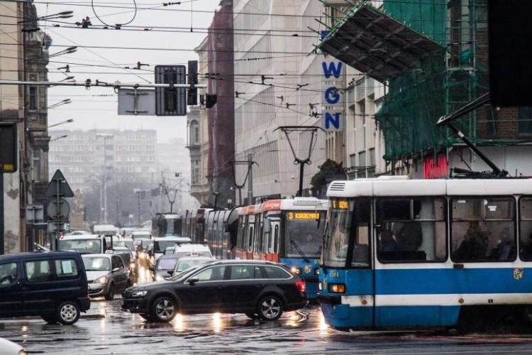 Wrocław wśród „najinteligentniejszych” miast świata. Doceniony m.in. za transport i mobilność