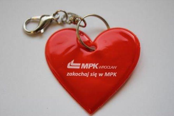 Zabytkowy tramwaj zakochanych w walentynkowy piątek będzie kursował wokół Rynku