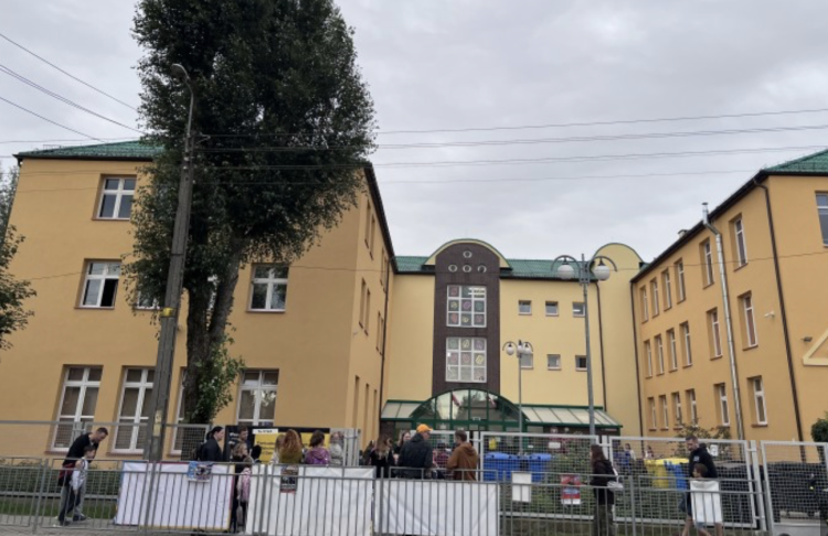 Problem ze szkołą na Ołtaszynie. Interweniuje Rzecznik Praw Dziecka