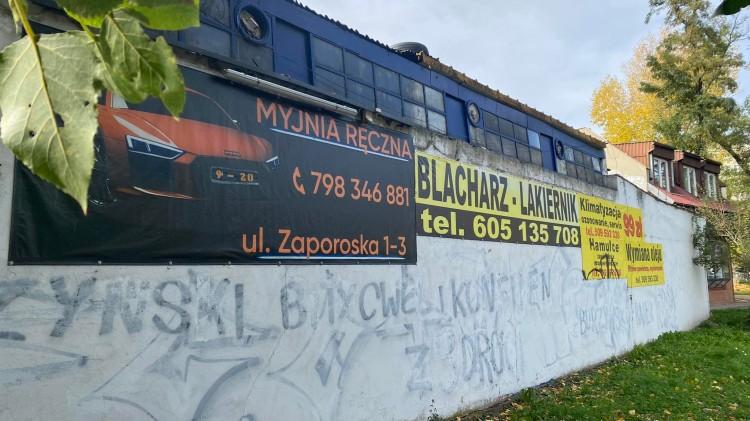 Wrocław tonie w ohydnych reklamach. A wystarczy jedna decyzja