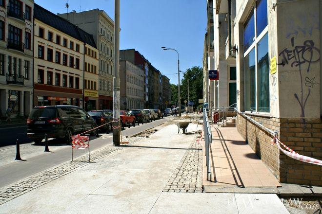 Miasto jeszcze przed zimą wyremontuje chodniki na 7 ulicach