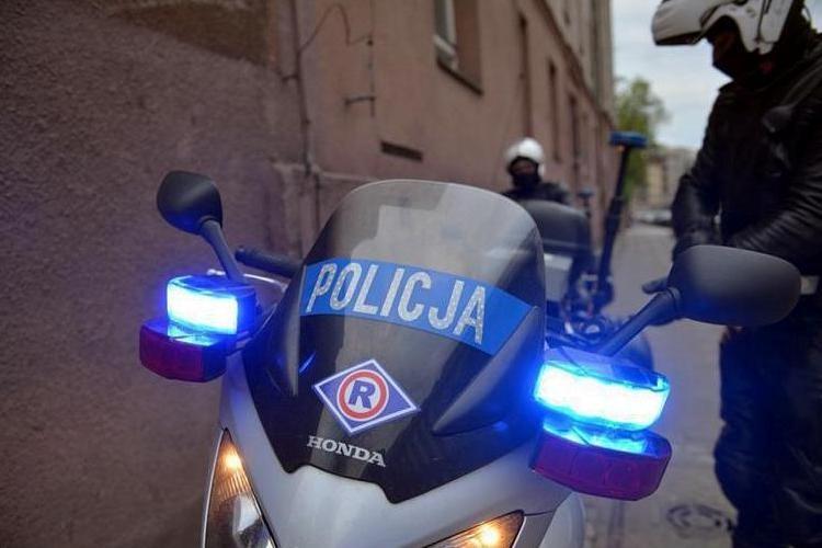 Wrocławscy policjanci rozbili zorganizowaną grupę przestępczą zajmującą się oszustwami