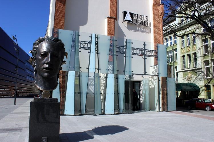 We Wrocławiu działa Muzeum Teatru im. Henryka Tomaszewskiego [DUŻO ZDJĘĆ]