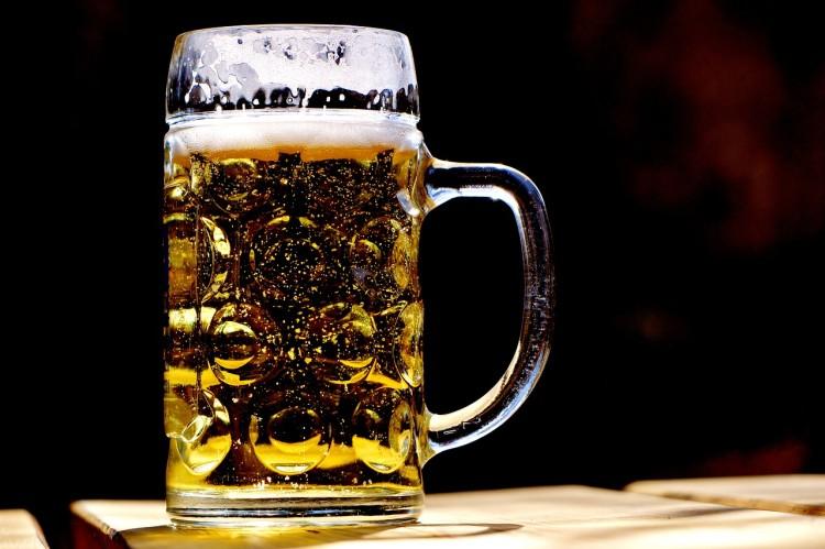 GIS ostrzega: To piwo bezalkoholowe zawiera alkohol i to aż 5%!