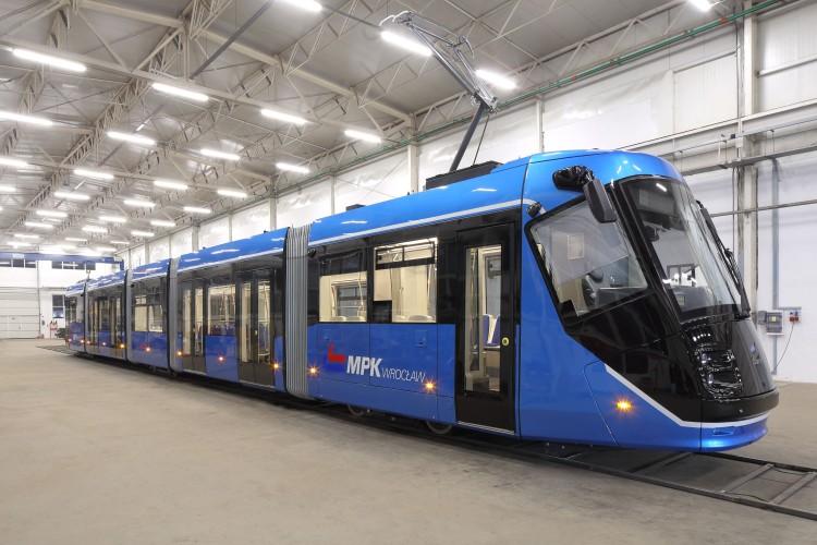 MPK Wrocław pochwaliło się wyremontowaną Skodą 16T [ZDJĘCIA]