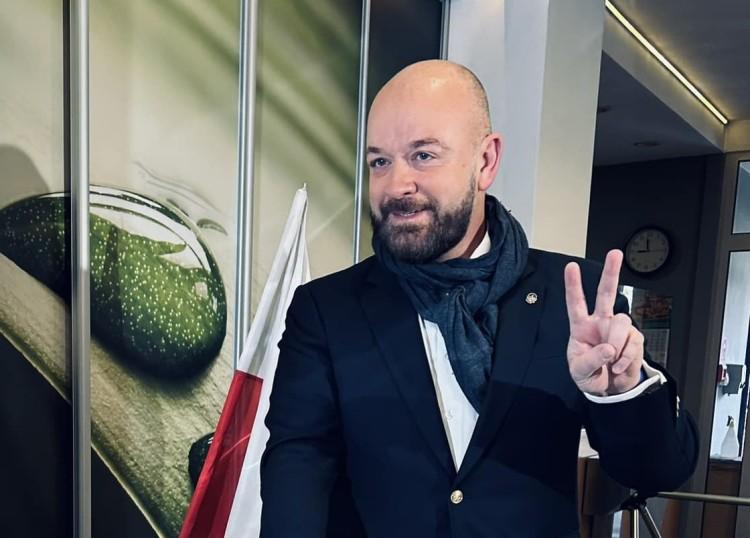 Wyniki wyborów we Wrocławiu. Jacek Sutyk prezydentem na kolejną kadencję [WYNIKI NA ŻYWO 21.04.2024]