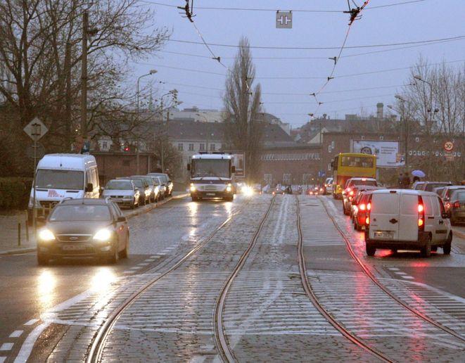 Wydzielanie torowisk, czyli auta ważniejsze niż ludzie
