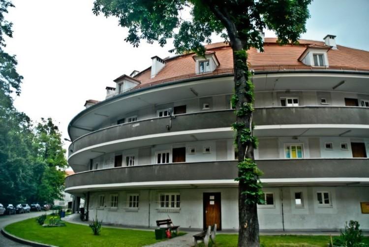 Wrocław: Nawet tysiąc studentów bez szans na akademik. Gdzie zamieszkają?