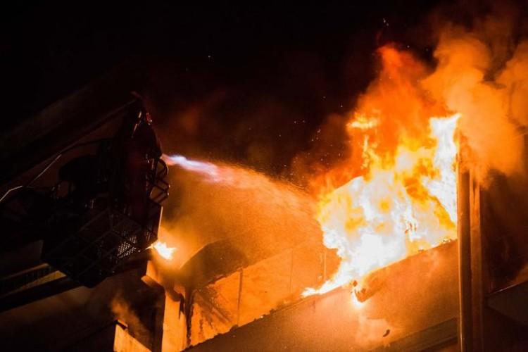 Pożar w budynku przy Kołłątaja. Jedna ofiara śmiertelna