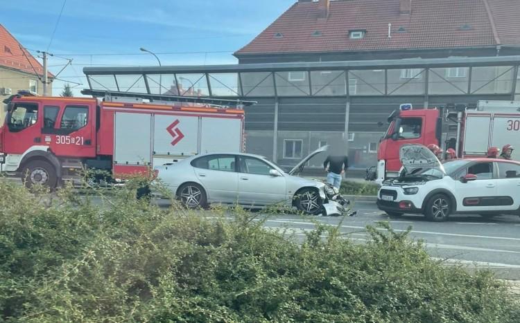 Czołówka na Kromera we Wrocławiu. Ranna jedna osoba