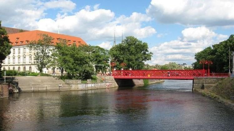 Wrocław: Zabytkowy Most Piaskowy idzie do remontu