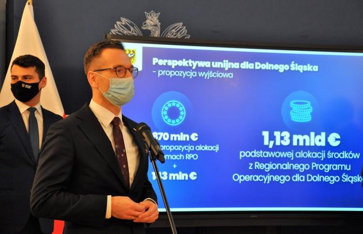 Więcej unijnych pieniędzy dla Dolnego Śląska. Ministrowie „przywieźli” kolejne miliony