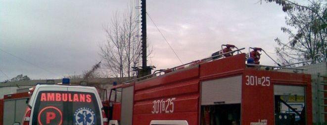 Stłuczki tramwajów, potrącenia rowerzystów, nocny pożar busów - piątek w mieście