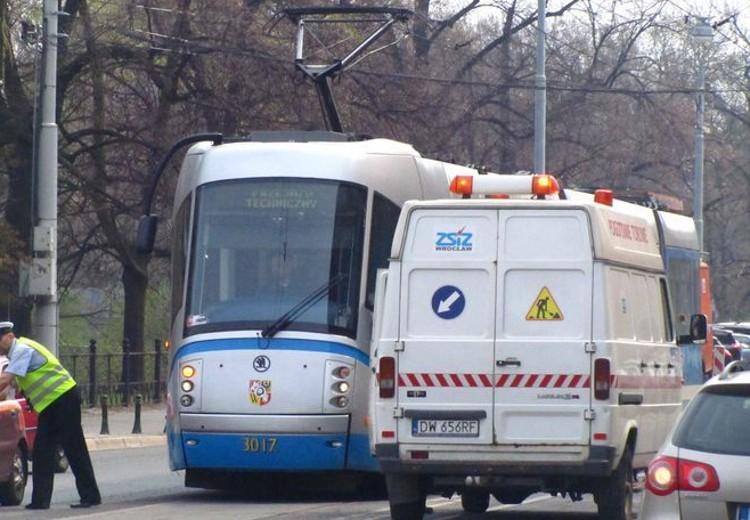 Sobota bez tramwajów na Podwalu
