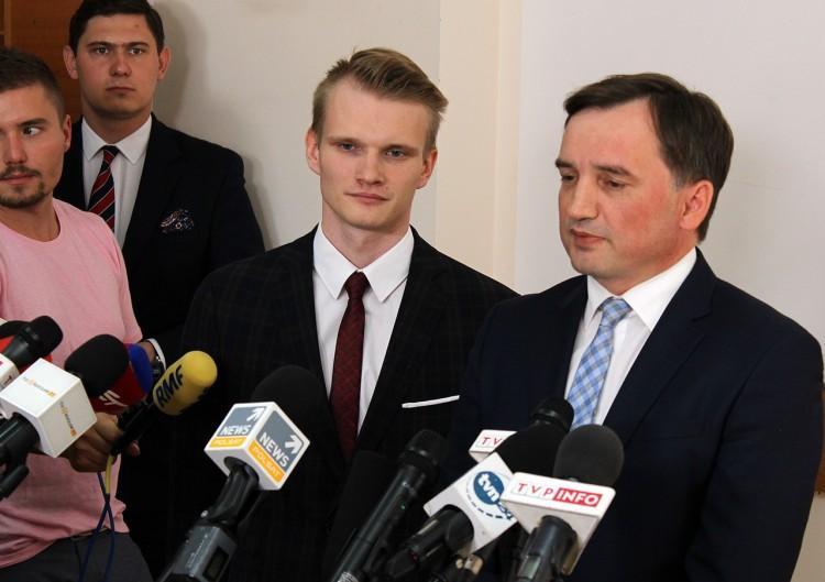 Syn Beaty Kempy startuje do sejmu. Poparł go minister Ziobro [WIDEO]