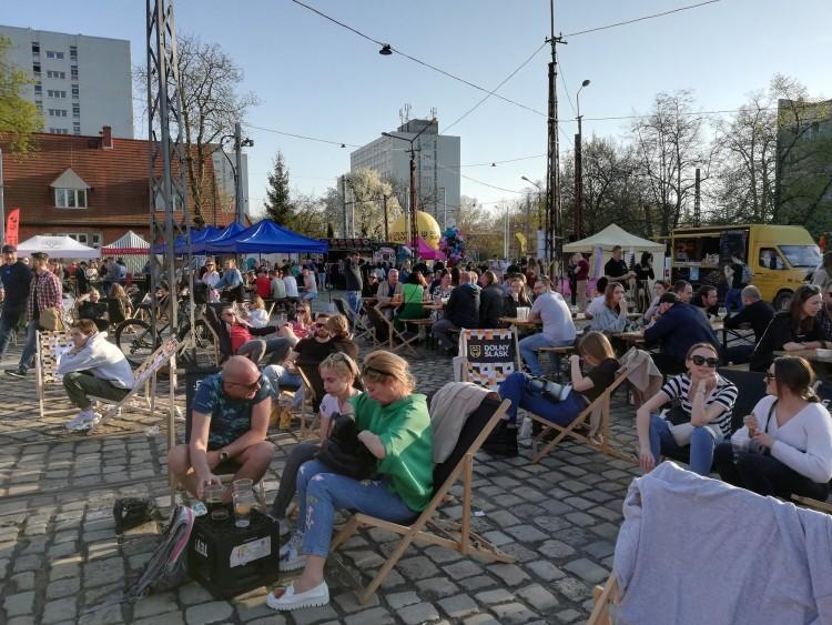 Wrocławski Lotny Festiwal Piwa. Tłumy w Czasoprzestrzeni [ZDJĘCIA]